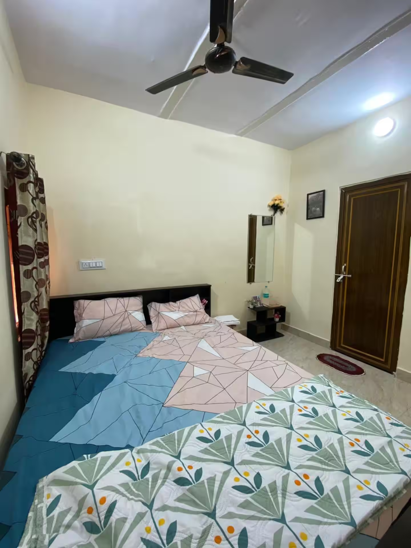 Room near Machodari Park at Apna Ghar Homestay