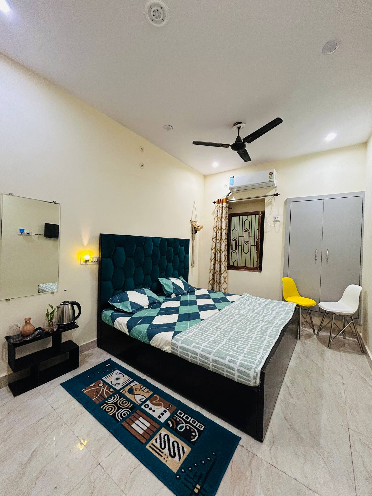 A room at Apna Ghar Homestay